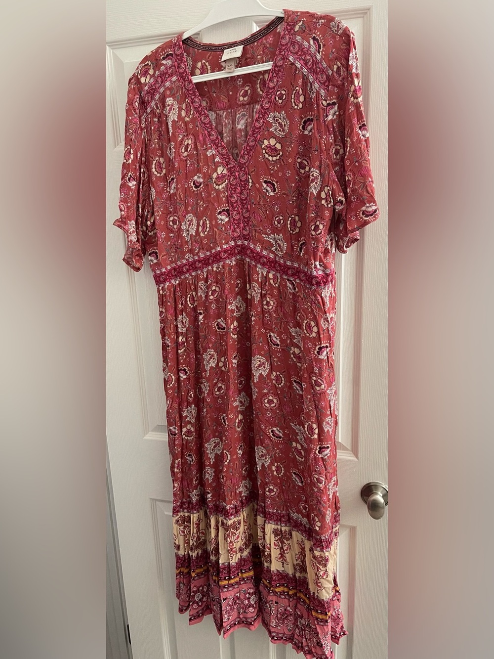 Knox Rose Rose-Pink Paisley V-Neck Maxi Dress